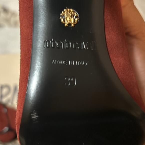 Selling never used Roberto Cavalli open toe boots. - Picture 7 of 10